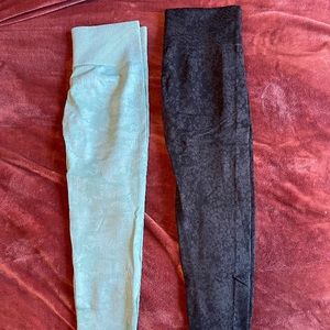 2 gymshark leggings